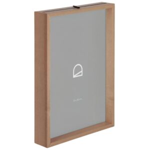 Kave Home Tmavě hnědý dřevěný fotorámeček Flavina 31 x 22 cm